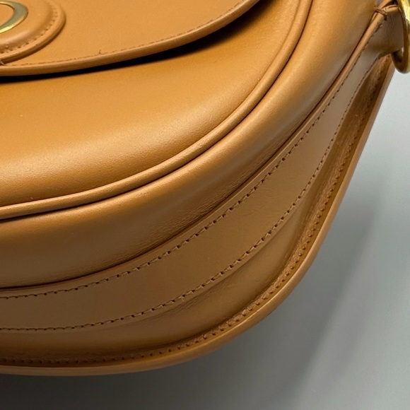 Christian Dior Bobby Smooth Leather Saddle with Strap - Picture 11 of 14